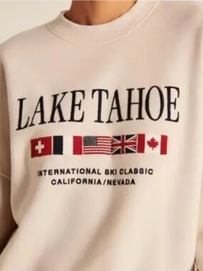Abercrombie & Fitch Soft AF Oversized Lake Tahoe Sweatshirt